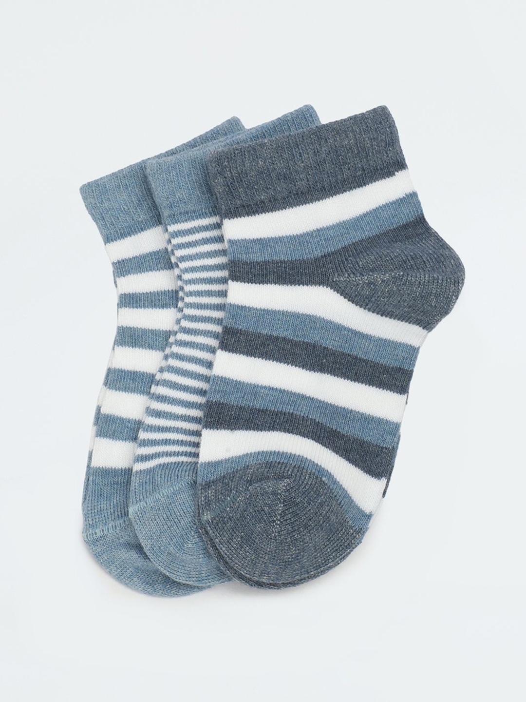 

max Boys Pack Of 3 Striped Cotton Ankle-Length Socks, Grey