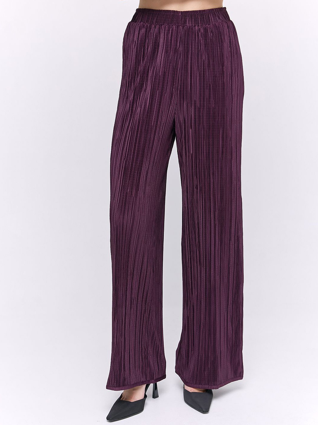 

COVER STORY Women Flared Accordion Pleated Trousers, Maroon