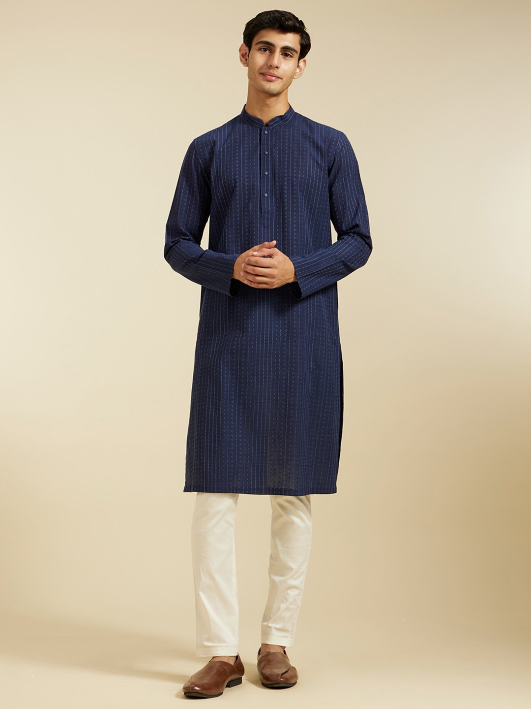 

Diwas by Manyavar Striped Mandarin Collar Cotton Straight Kurta, Blue