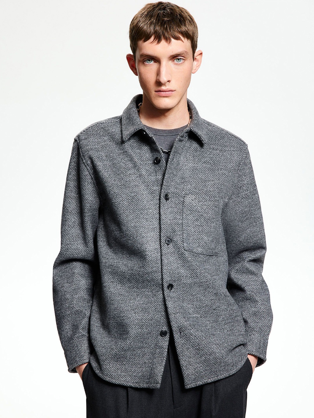 

H&M Long Sleeved Overshirt, Grey