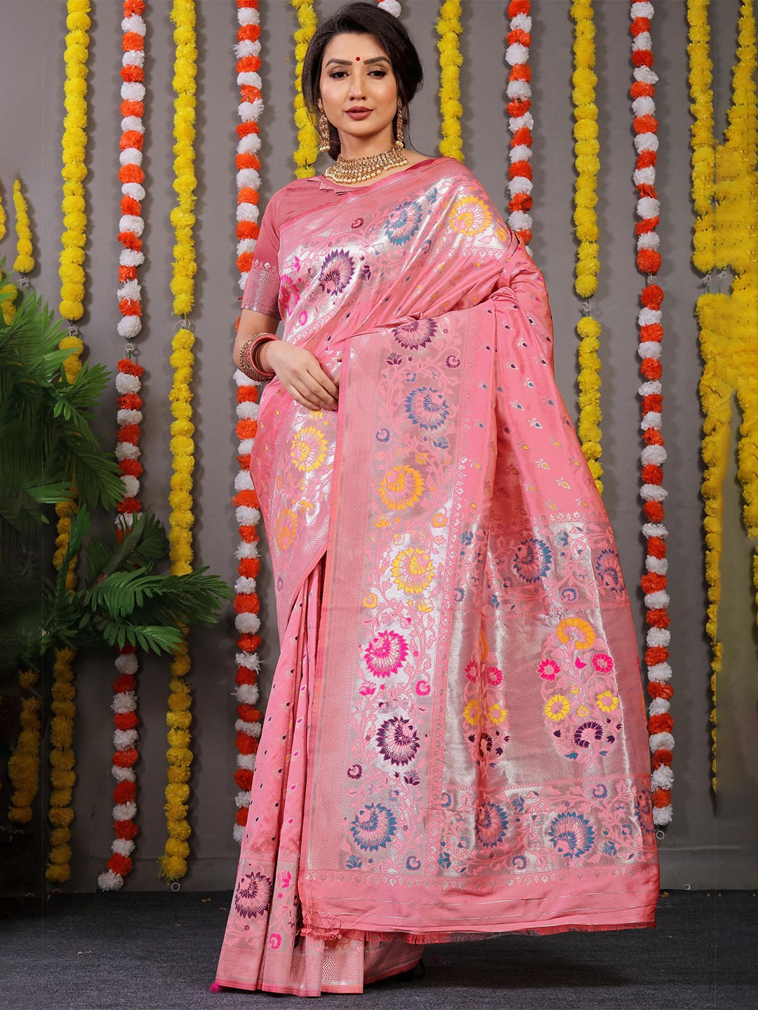 

Royal Rajgharana Saree Pure Silk Woven Design Zari Kanjeevaram Sarees, Peach