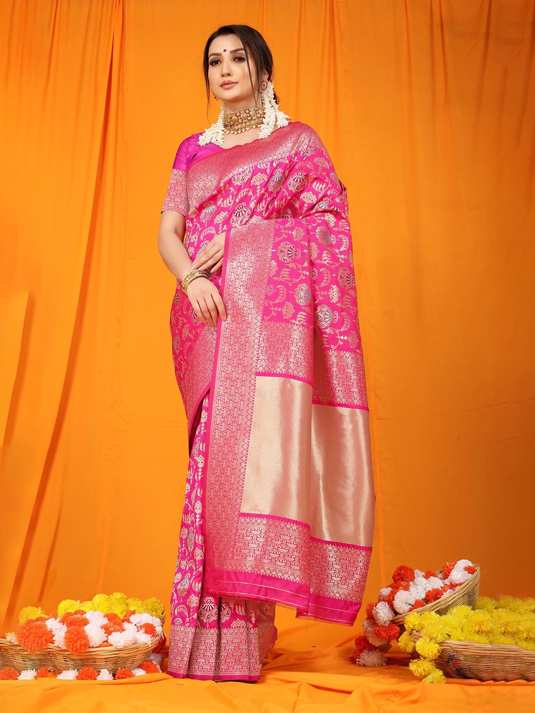 

Royal Rajgharana Saree Ethnic Motifs Zari Pure Silk Banarasi Sarees, Pink