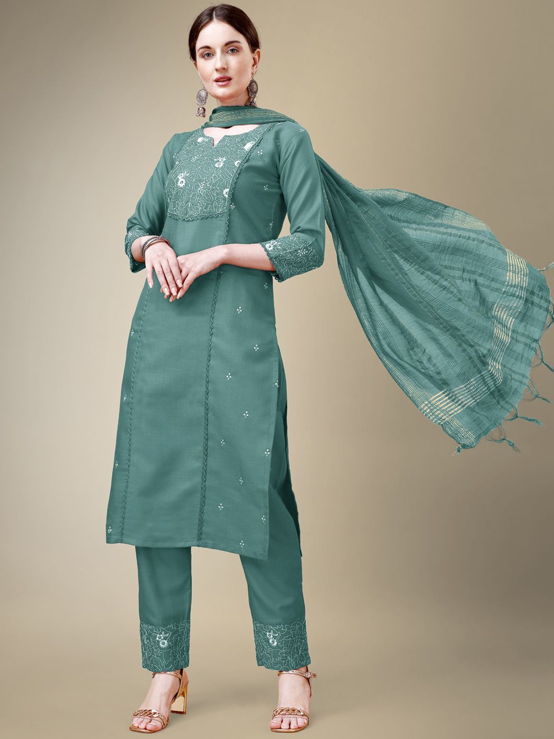 

KAYOMMI Ethnic Motifs Embroidered Regular Sequinned Straight Kurta with Churidar & Dupatta, Sea green