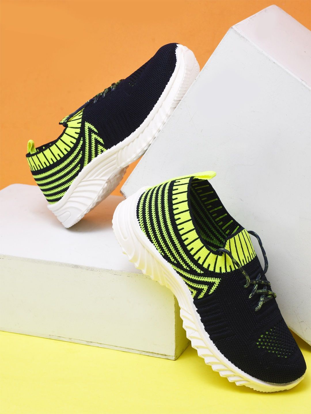 

YK Boys Woven Design Sneakers, Navy blue