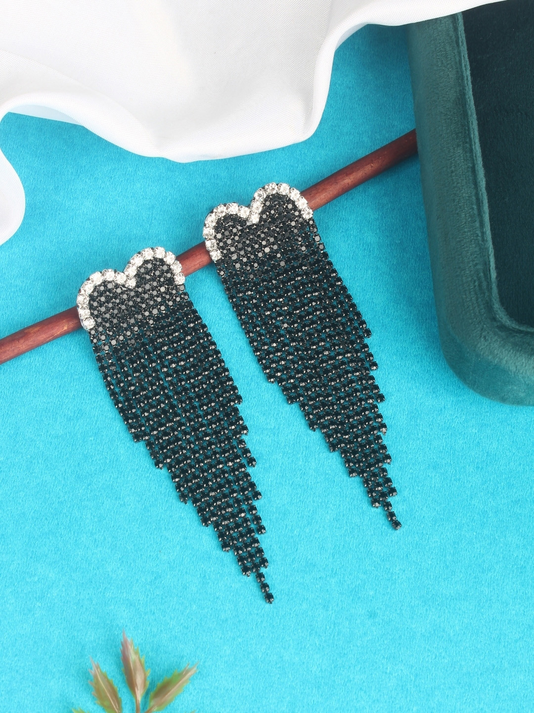 

KPOP Contemporary Drop Earrings, Black