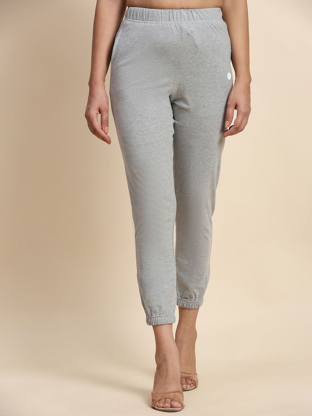 

Outflits Women Cotton Regular-Fit Mid Rise Joggers, Grey melange