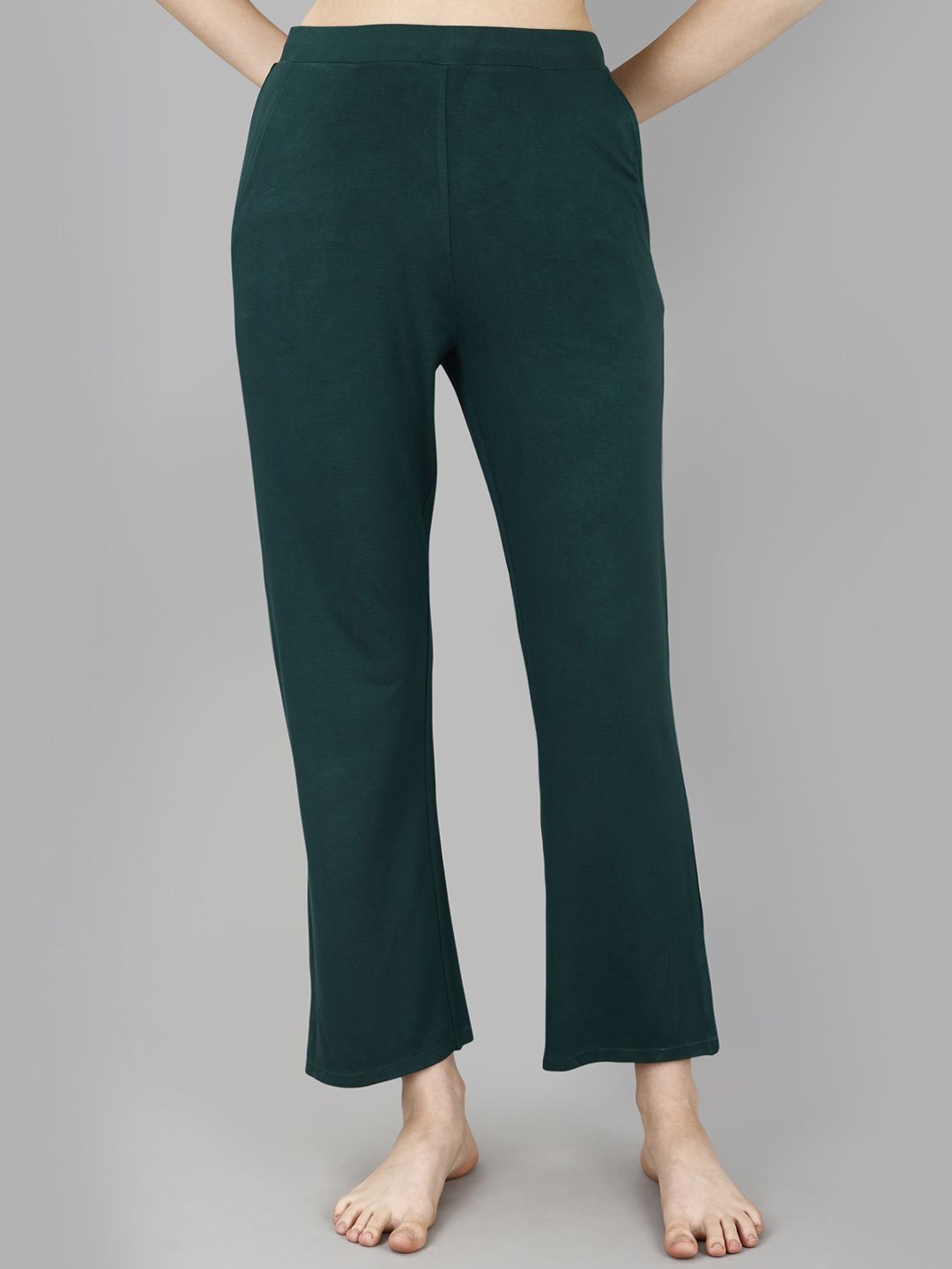 

Soie Mid-Rise Flared Ankle-Length Soft Lounge Pants, Green