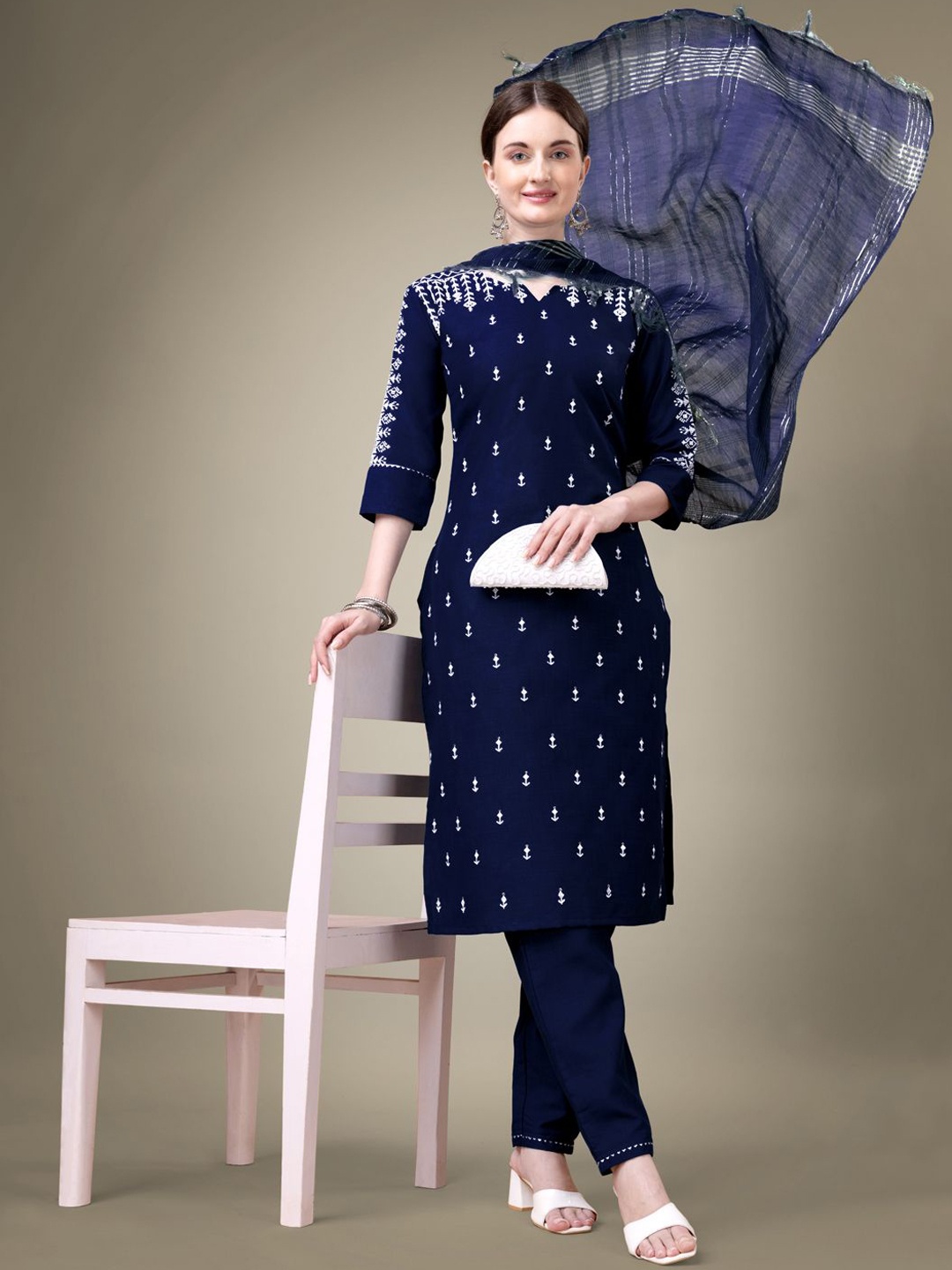 

KAYOMMI Ethnic Motifs Embroidered Thread Work Straight Kurta with Churidar & Dupatta, Navy blue