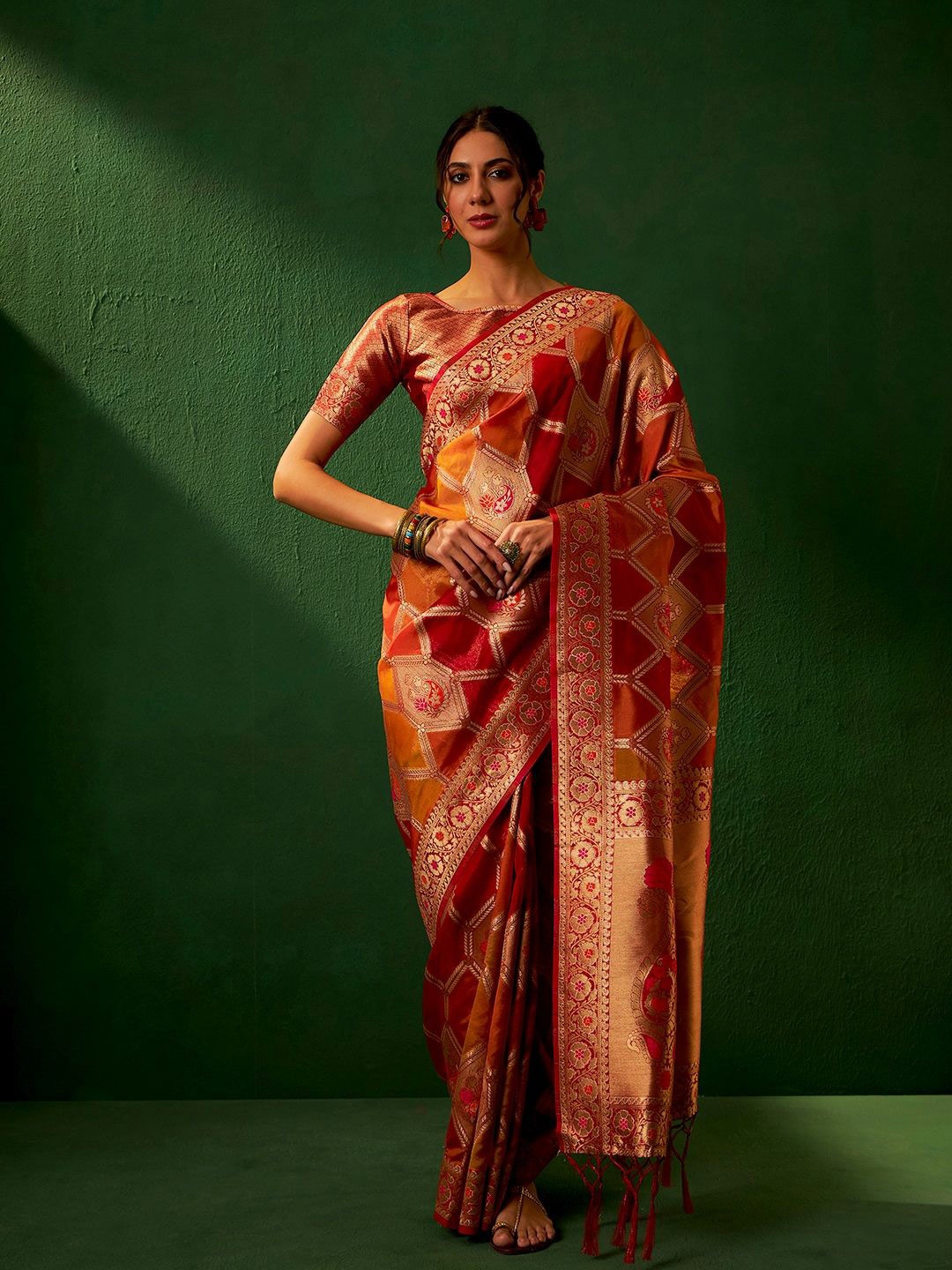 

Maroosh Woven Design Zari Organza Saree, Red