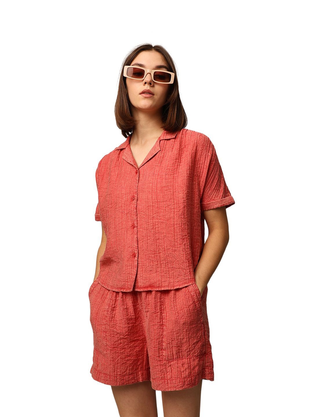 

ONLY Women Cuban Collar Faded Casual Shirt, Red