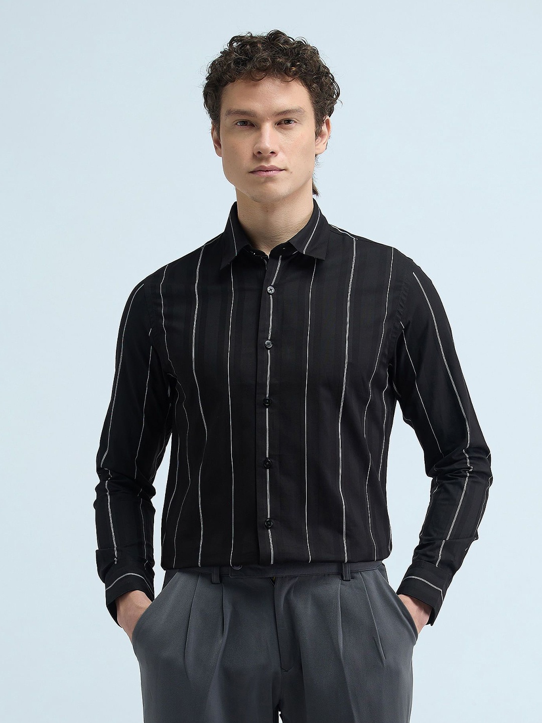 

Flying Machine Men Spread Collar Vertical Striped Cotton Slim Fit Formal Shirt, Black