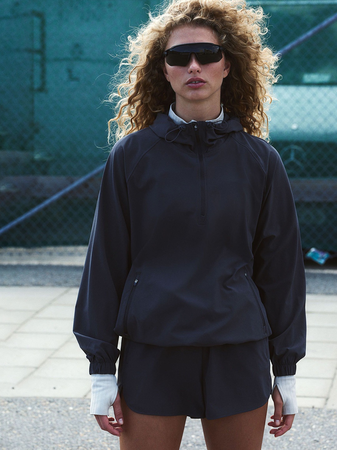 

H&M Running Popover Jacket in DryMove, Grey