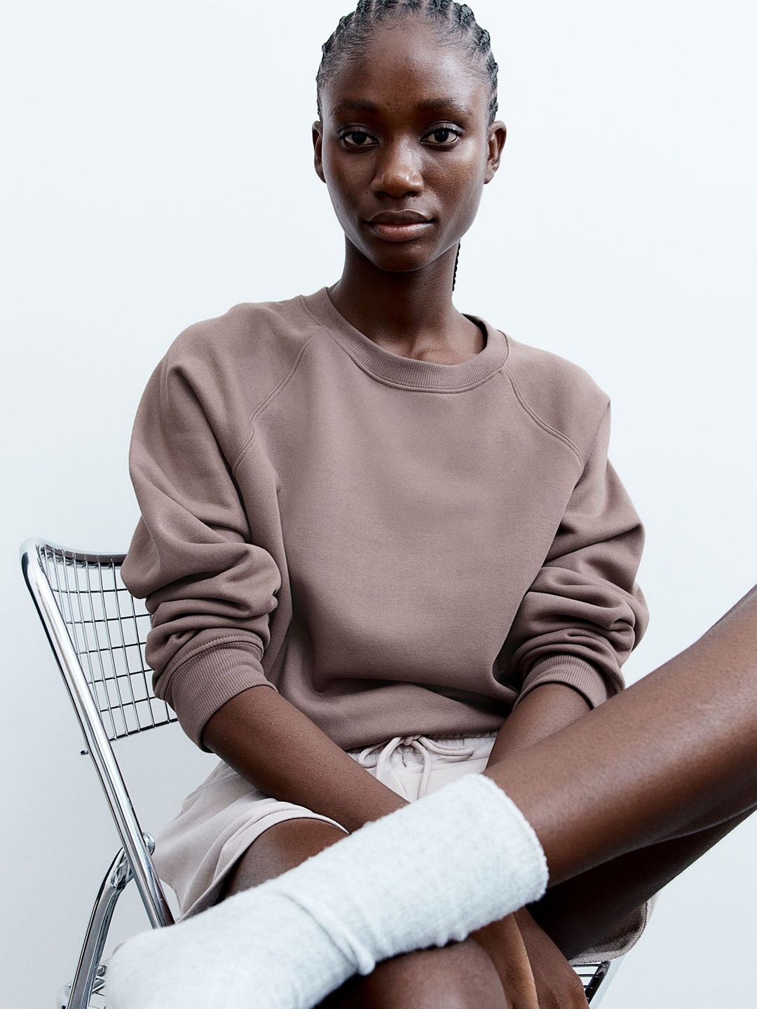 

H&M Round Neck Sweatshirts, Beige