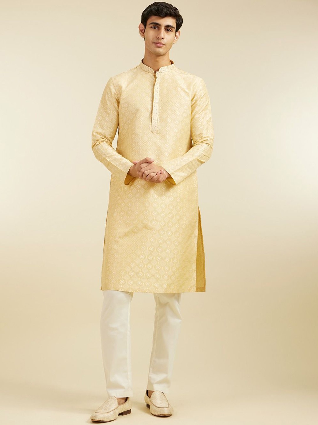 

Diwas by Manyavar Geometric Woven Design Mandarin Collar Straight Kurta, Beige