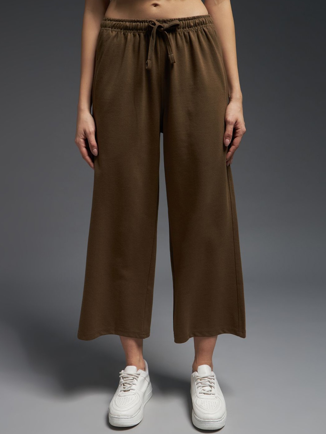 

MKH Women Cotton Elasticated Regular-Fit Track Pant, Brown