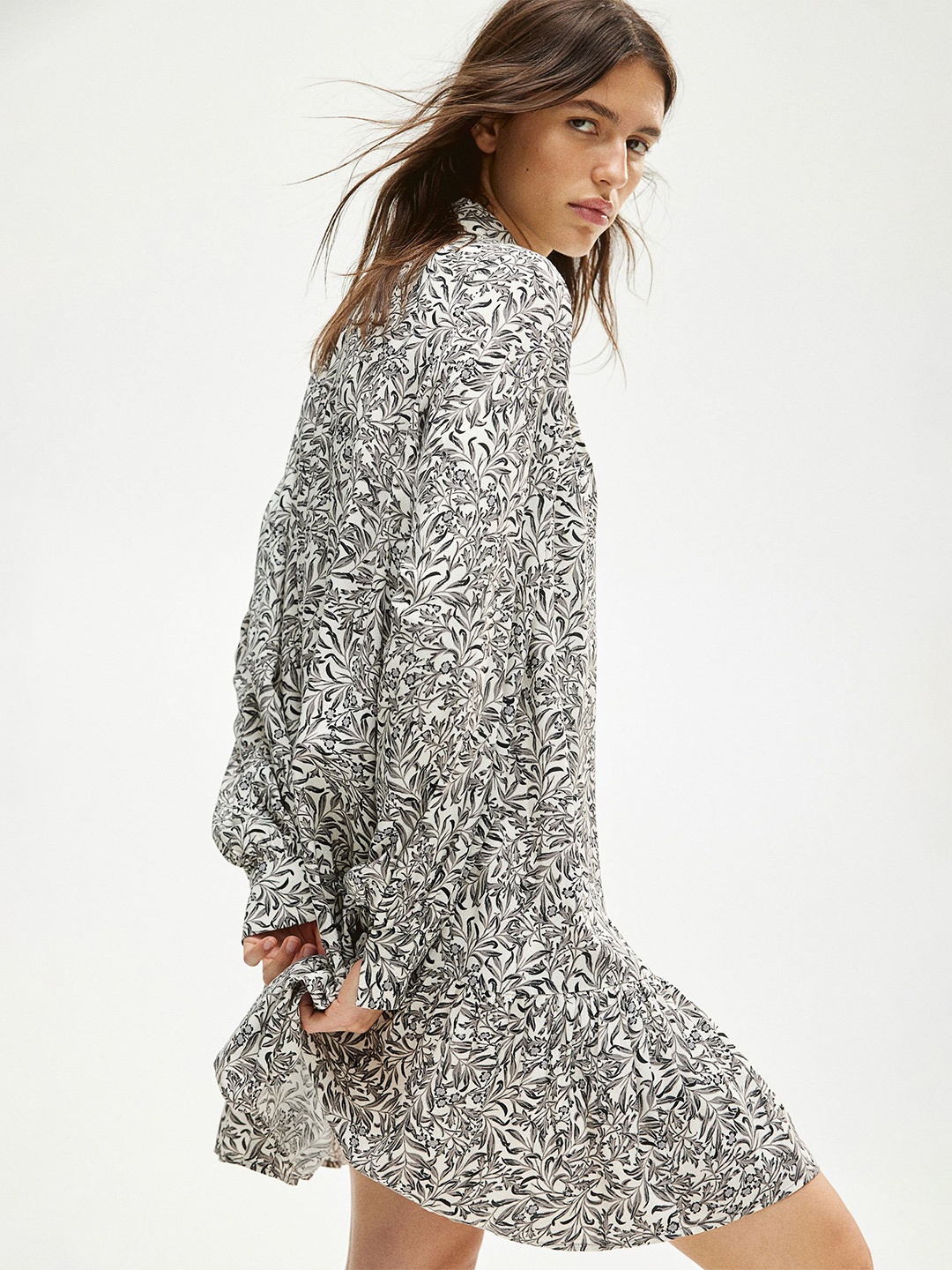 

H&M Women Printed Oversized Shirt Dress, Grey