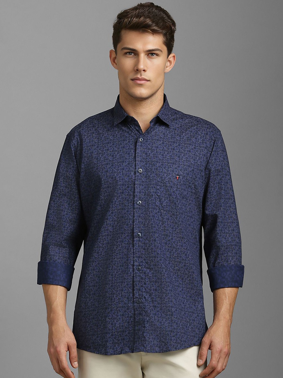 

Louis Philippe Sport Men Slim Fit Abstract Printed Casual Shirt, Navy blue