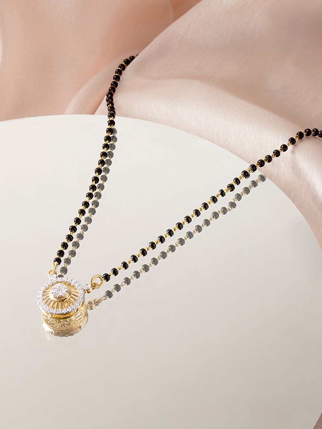 

Mia by Tanishq Aurora Glow 18KT BIS Hall Mark Gold & Diamond Mangalsutra-5.28gm, Yellow