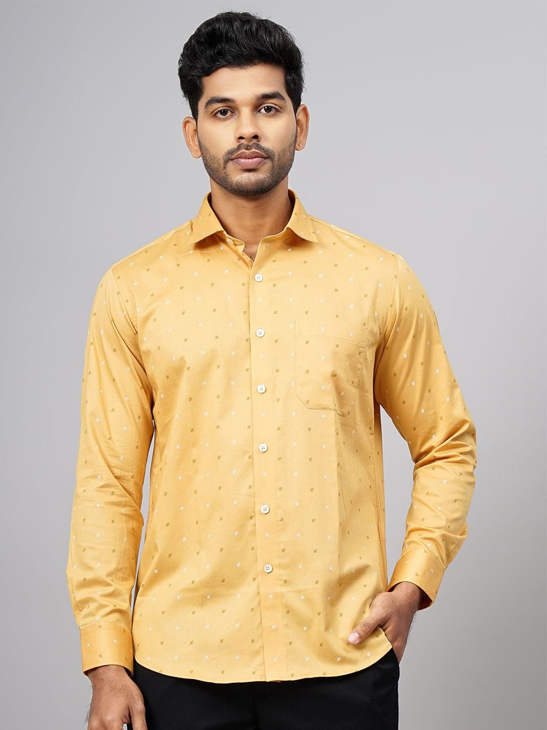 

METAL Men Spread Collar Conversational Printed Cotton Casual Shirt, Yellow