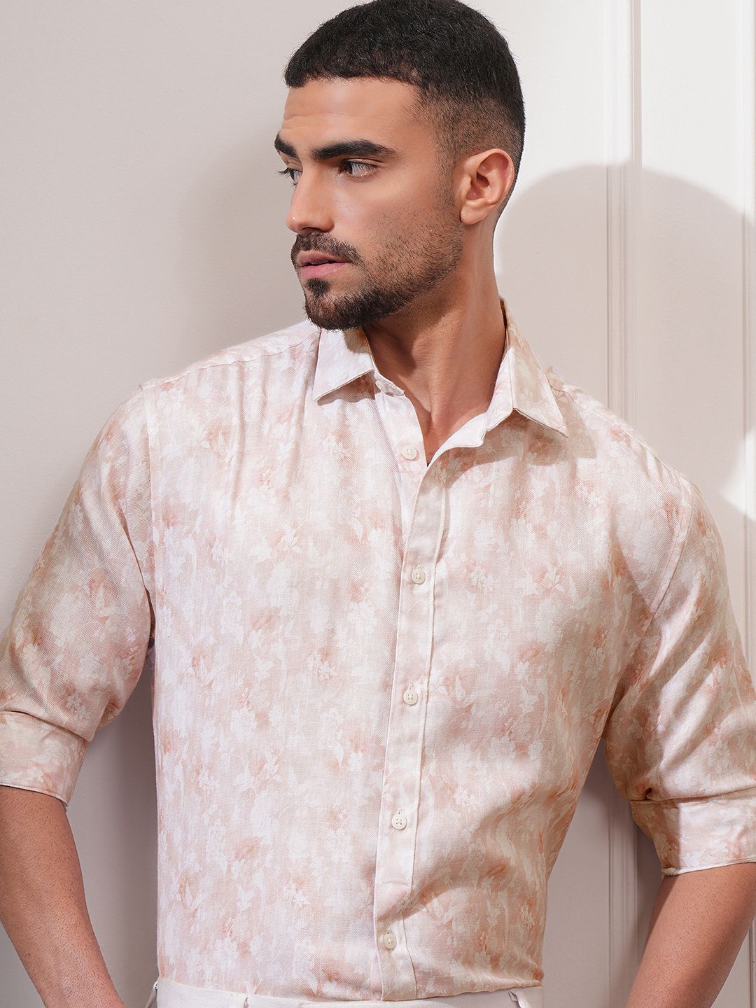 

Locomotive Luxe Men Printed Relaxed Shirt, Peach