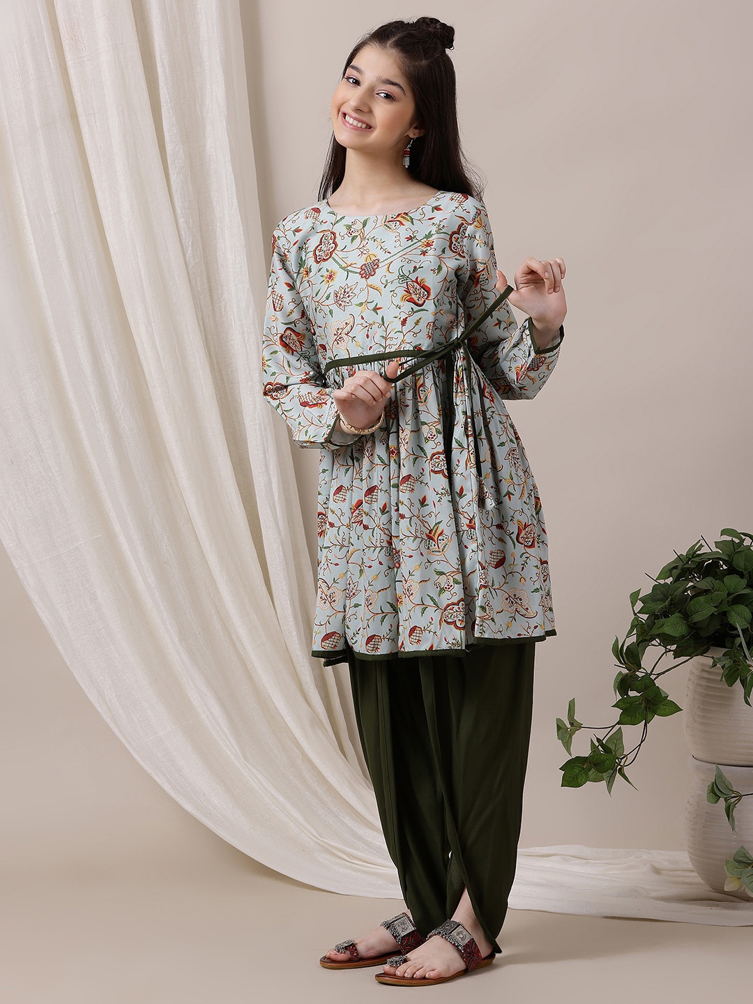 

Inddus Girls Floral Printed Pleated Anarkali Kurta with Dhoti Pants, Green