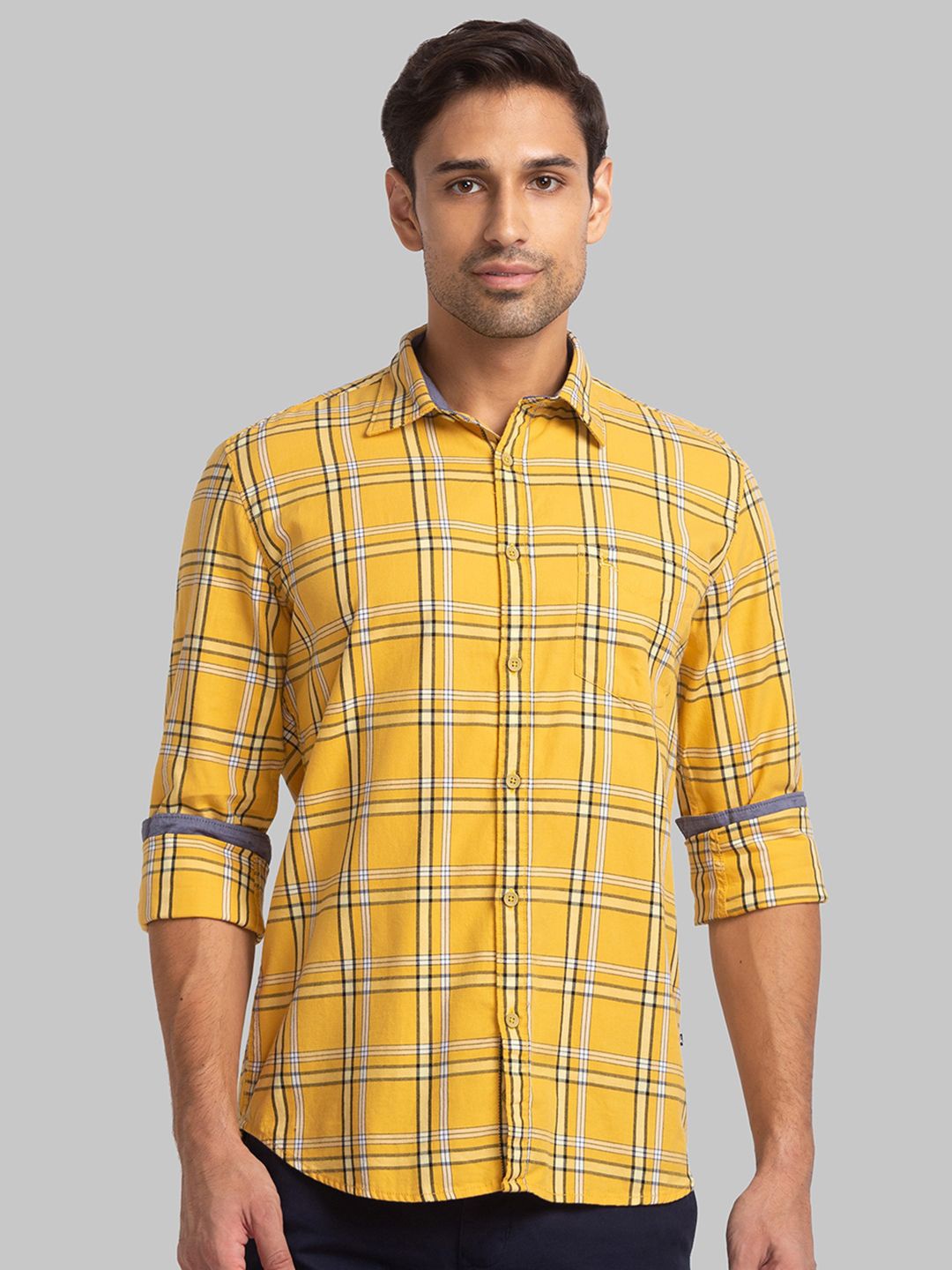 

Parx Men Cutaway Collar Checked Cotton Slim Fit Casual Shirt, Yellow