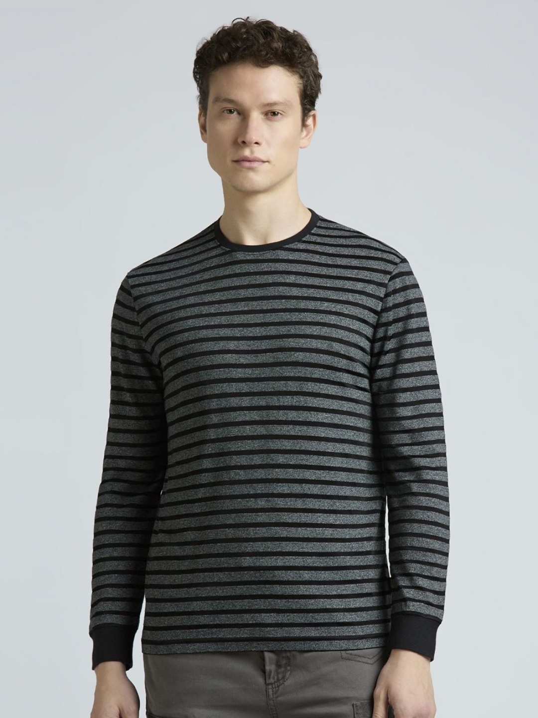 

Pepe Jeans Men Striped Round Neck Cotton T-shirt, Grey