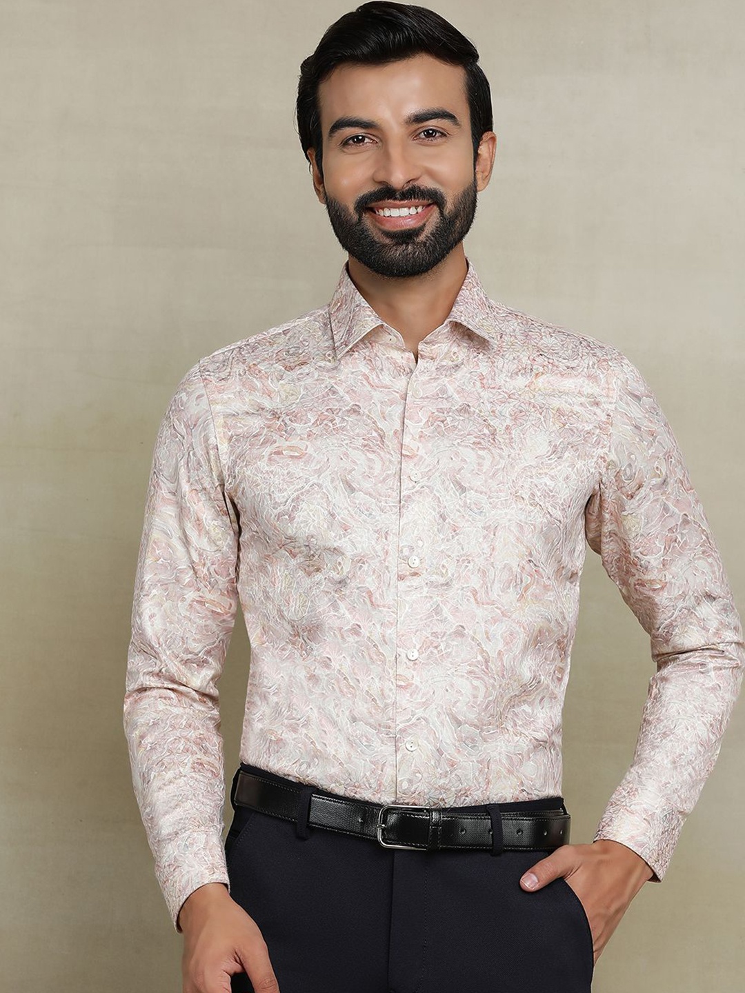 

JB STUDIO Men Spread Collar Floral Printed Cotton Slim Fit Casual Shirt, Pink