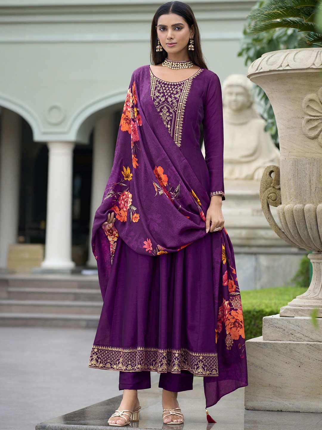 

MOJILAA Women Floral Embroidered Sequinned Kurta with Trousers & With Dupatta, Purple