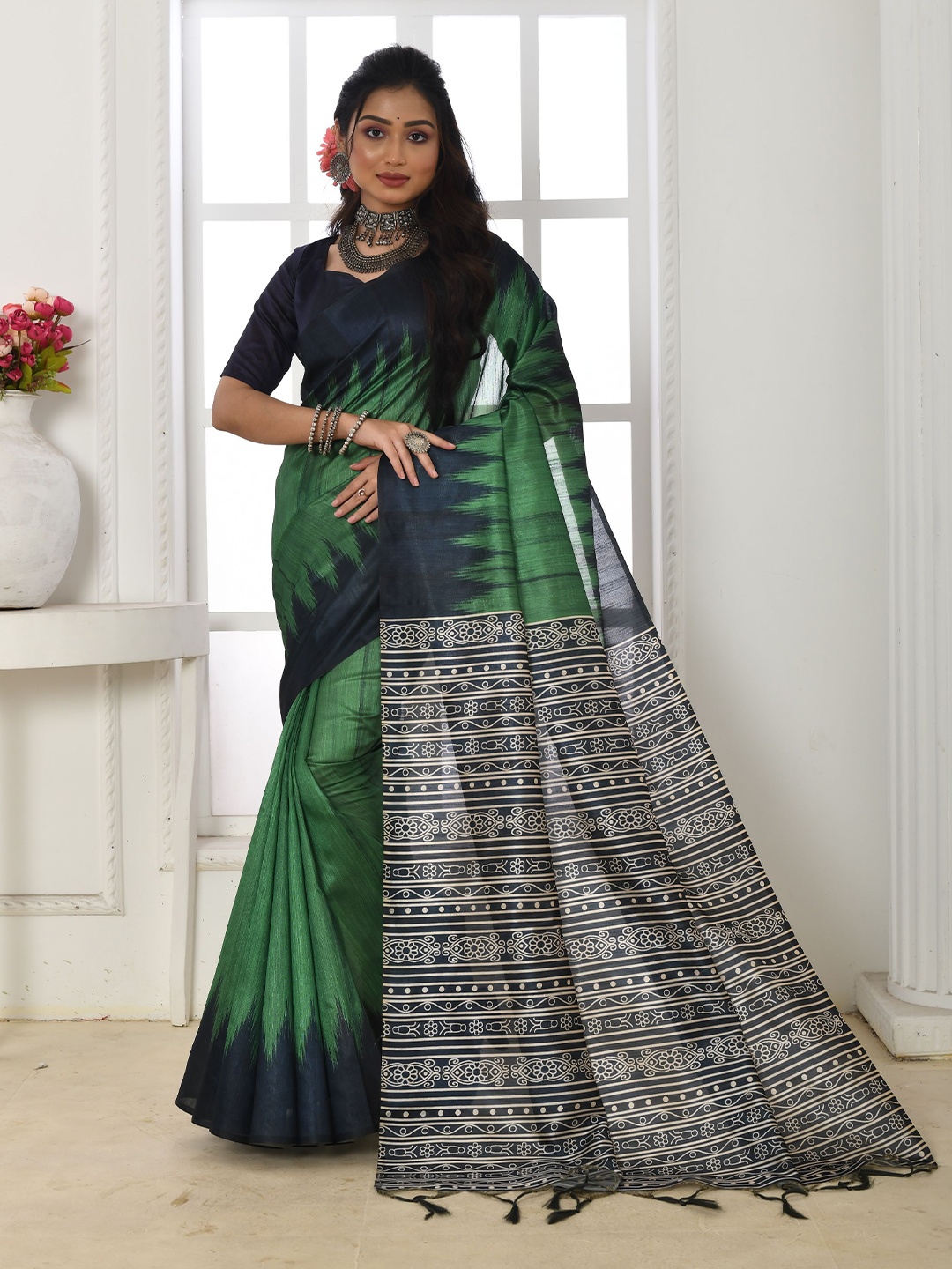 

AWRIYA Woven Design Ikat Saree, Olive