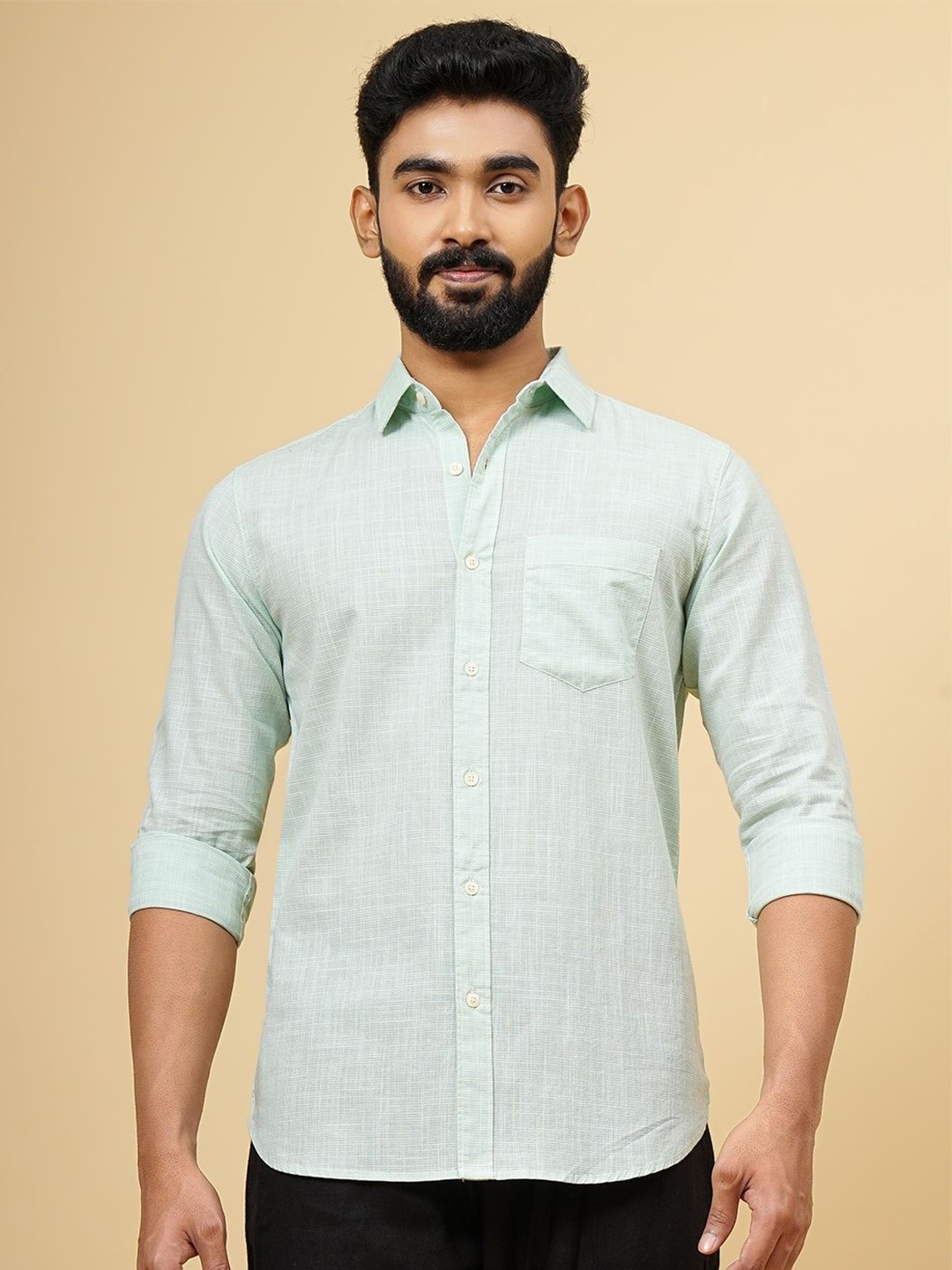 

JADE BLUE Men Cutaway Collar Solid Cotton Slim Fit Casual Shirt, Green