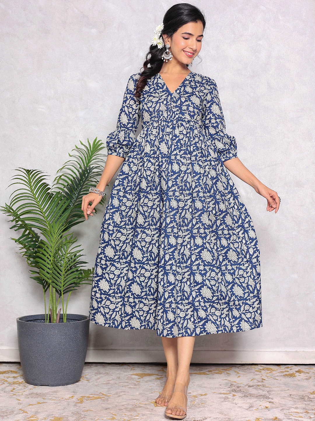 

GULAB CHAND TRENDS Ethnic Motifs Printed Cotton A-line Midi Dress, Blue