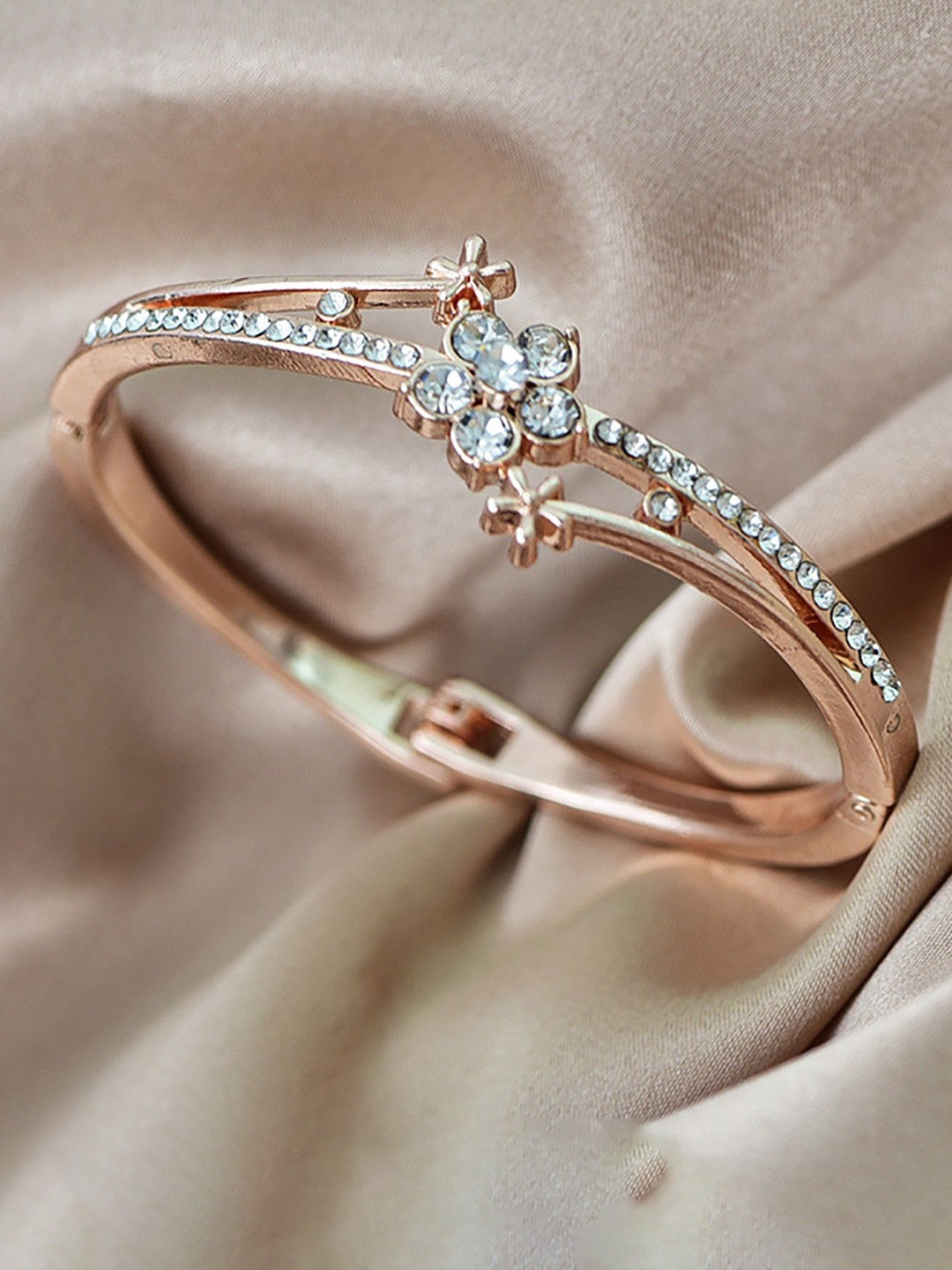 

WATCHSTAR Rose Gold-Plated Crystal Studded Antique Bangle-Style Bracelet
