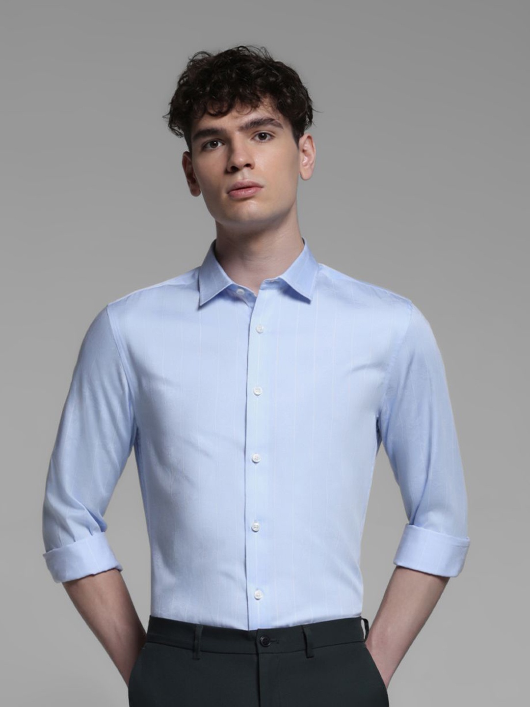 

Jack & Jones Men Cutaway Collar Vertical Striped Cotton Slim Fit Casual Shirt, Blue