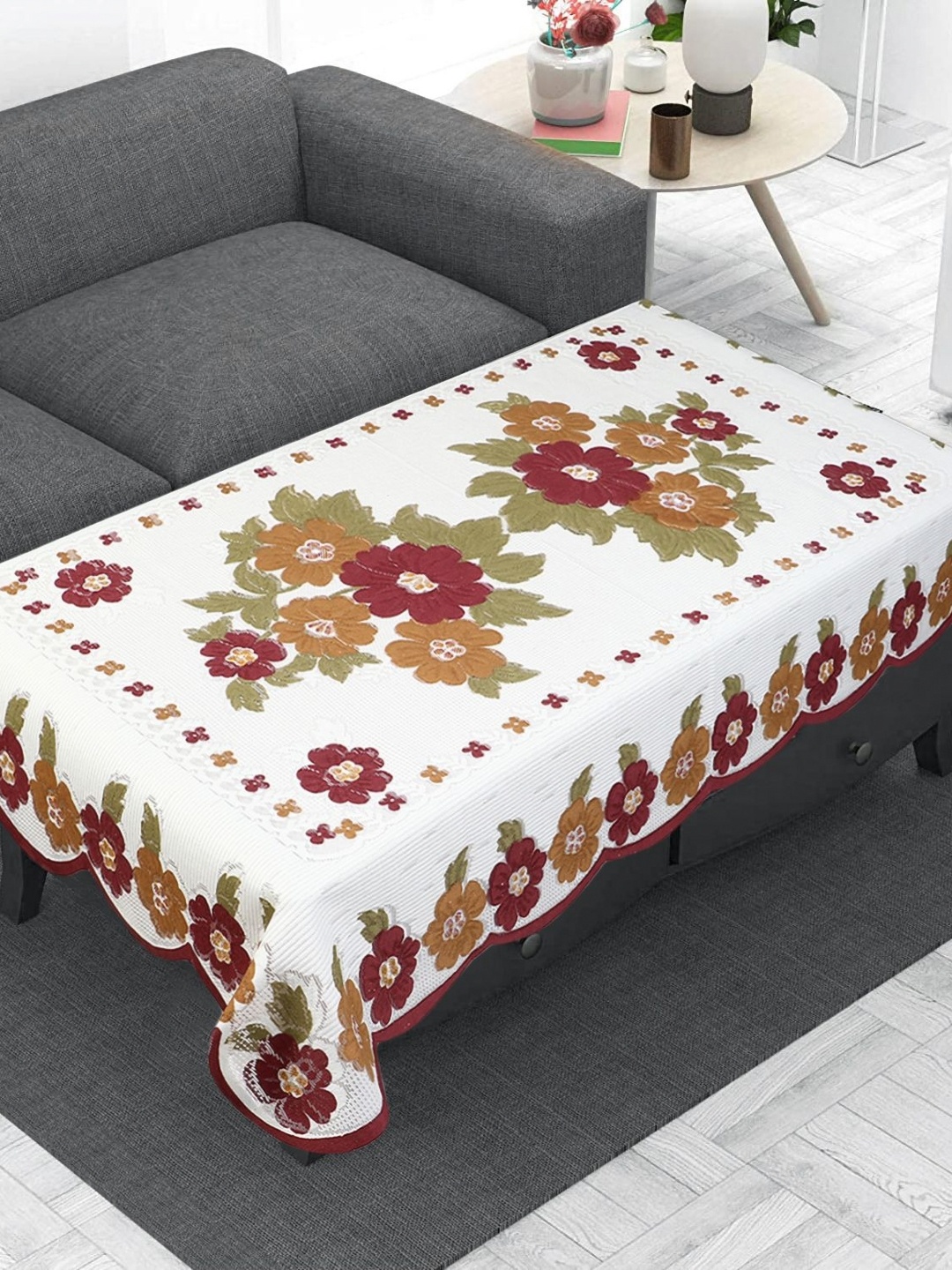 

LooMantha Brown and White Floral Anti-Skid Cotton 4-Seater Table Cover