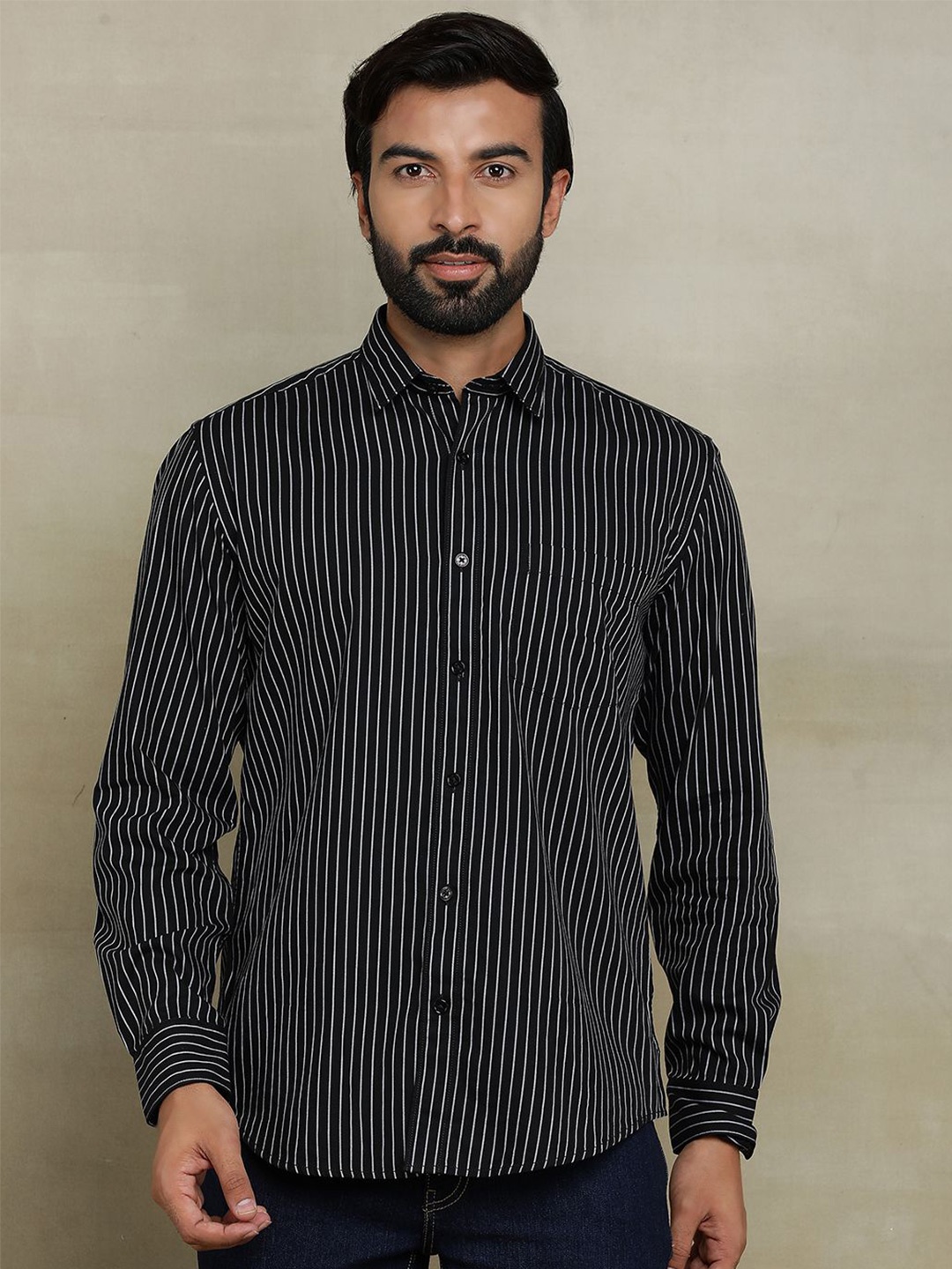 

JADE BLUE Men Cutaway Collar Vertical Striped Cotton Casual Shirt, Black