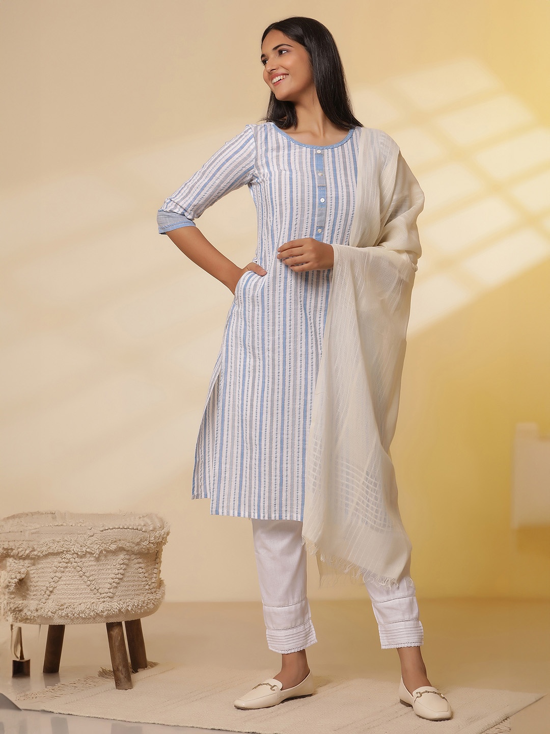 

AURELIA Women Striped Regular Pure Cotton Kurta with Trousers & With Dupatta, White