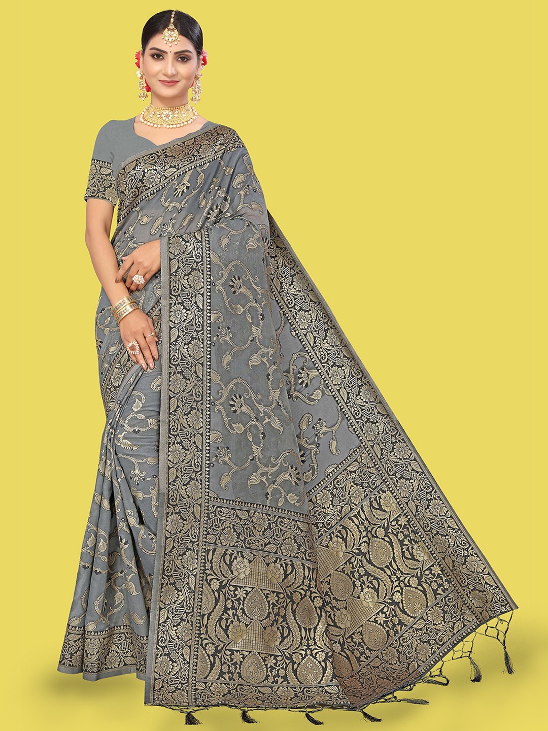 

Maroosh Woven Design Zari Saree, Grey