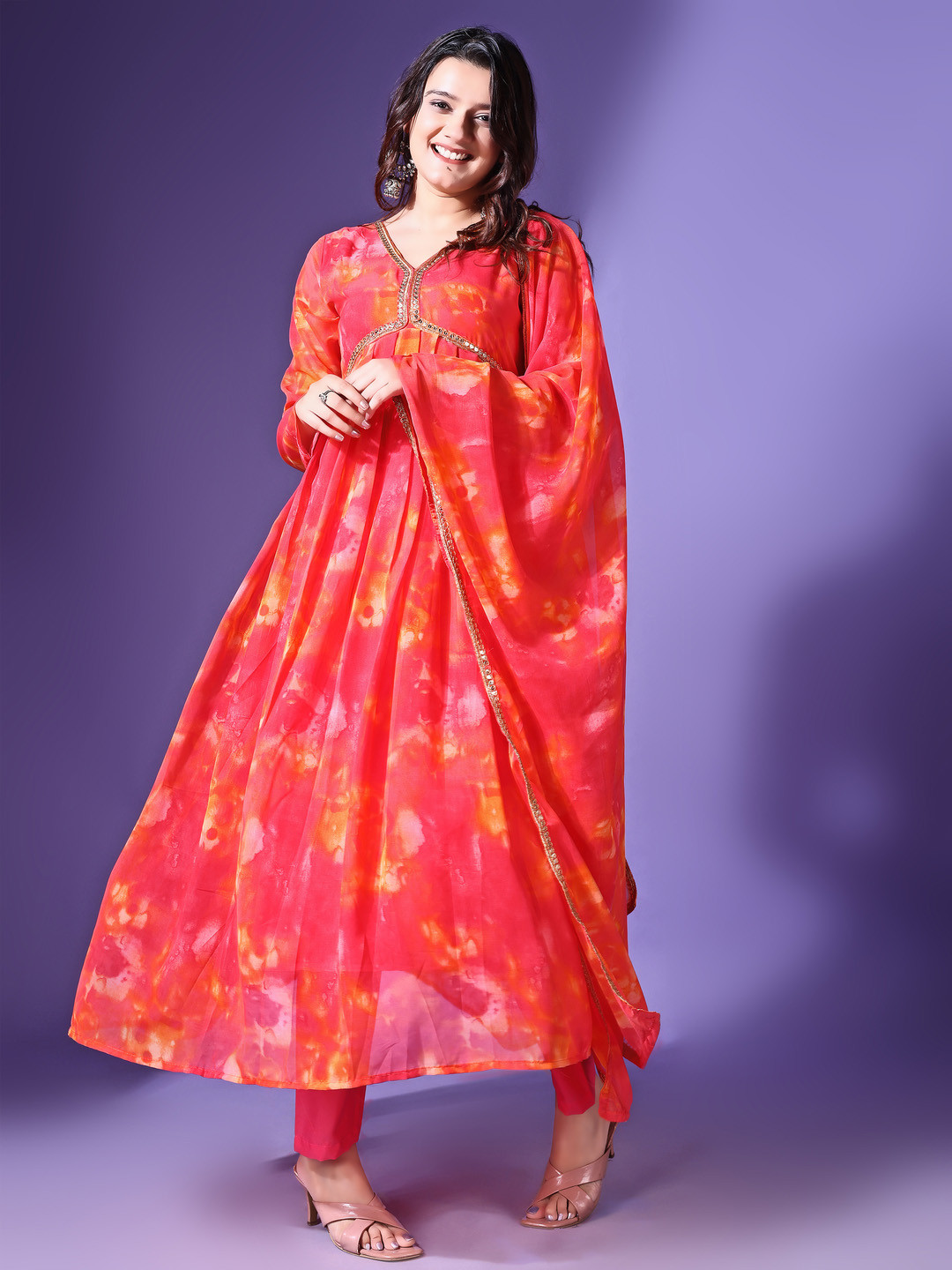 

Wedani Women Floral Printed Regular Kurta with Pyjamas & With Dupatta, Red