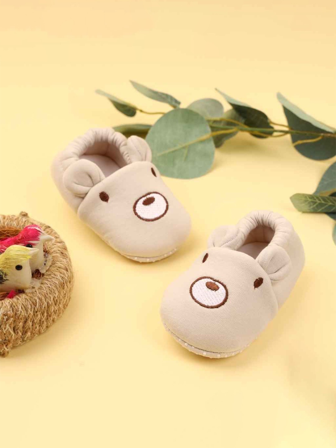 

KICKS & CRAWL Unisex Kids Cotton Booties, Cream