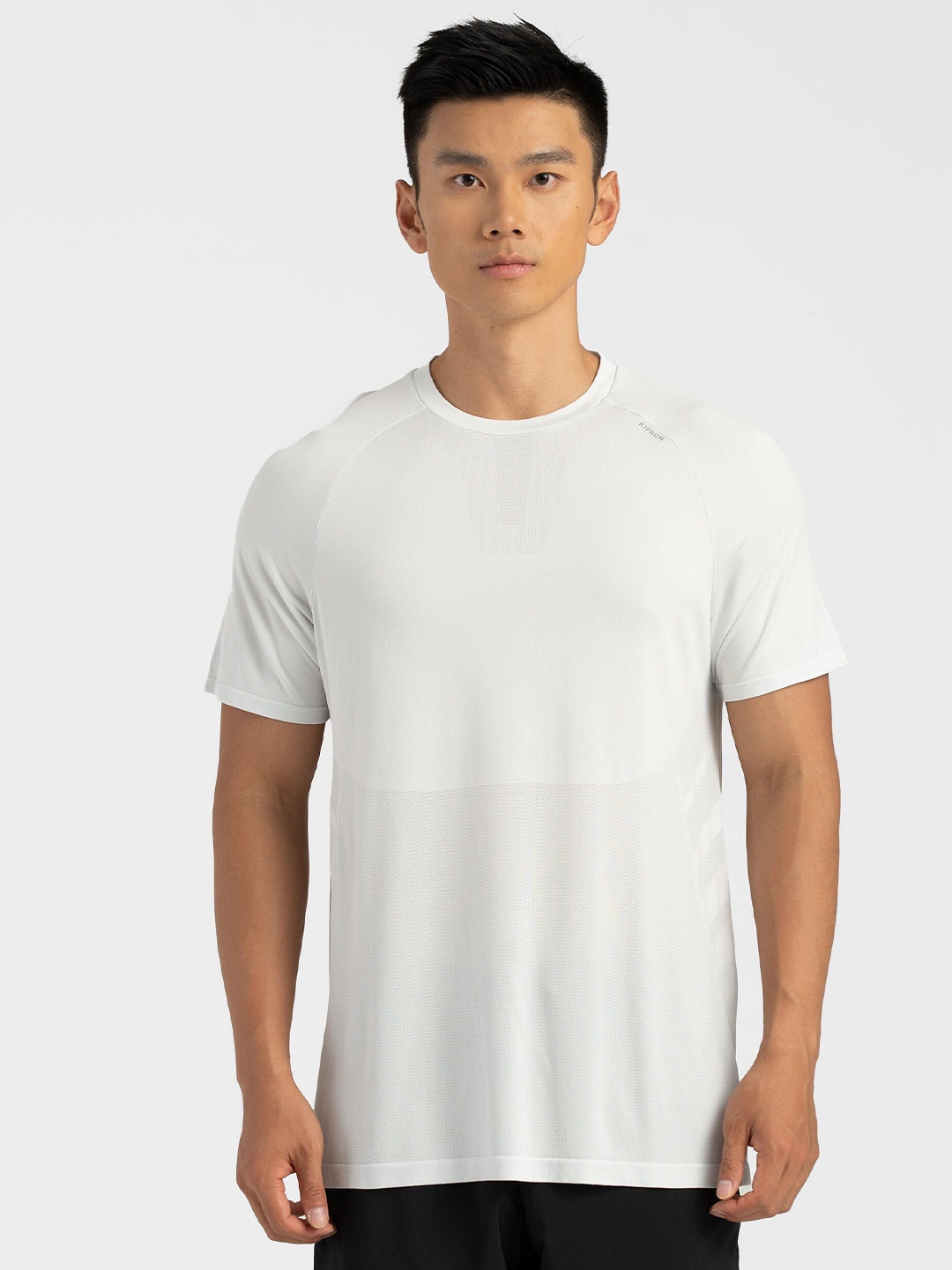 

KIPRUN By Decathlon Men Solid Round Neck T-shirt, White