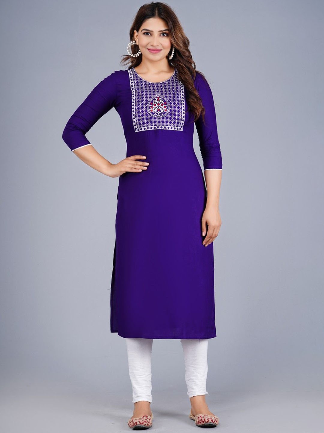 

FASHION FEMINA LUDHIANA Women Embroidered Thread Work Kurta, Violet