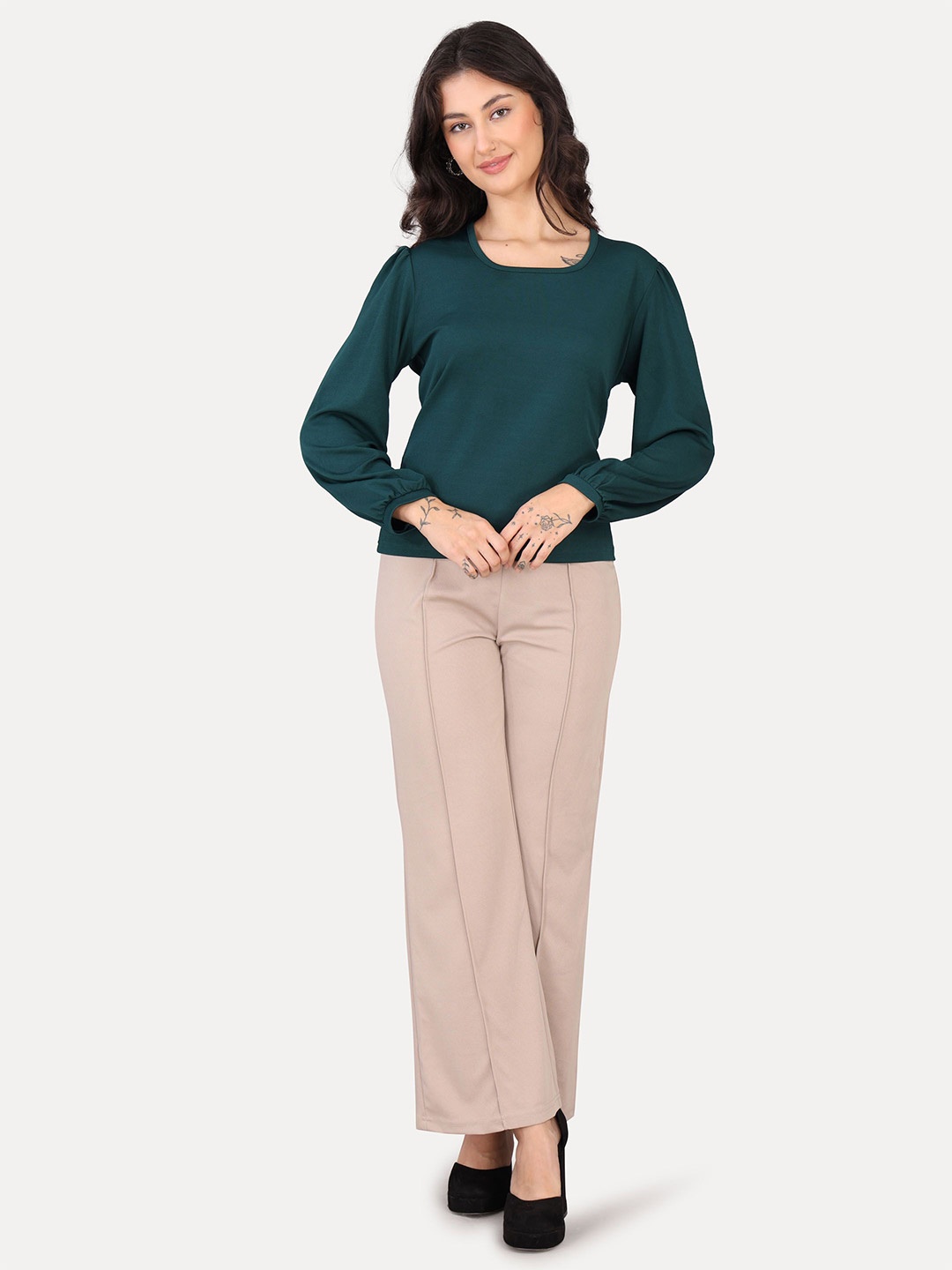 

VISO Women Solid Square Neck Top, Green