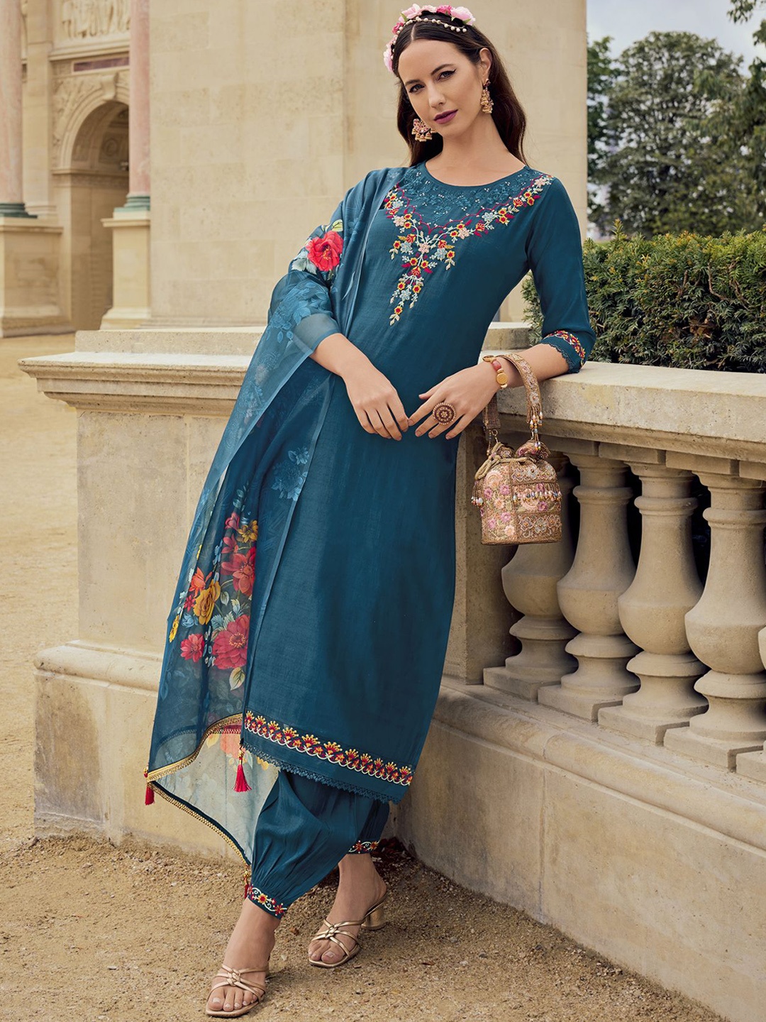 

MOJILAA Women Floral Embroidered Regular Beads and Stones Kurta with Salwar & With Dupatta, Teal