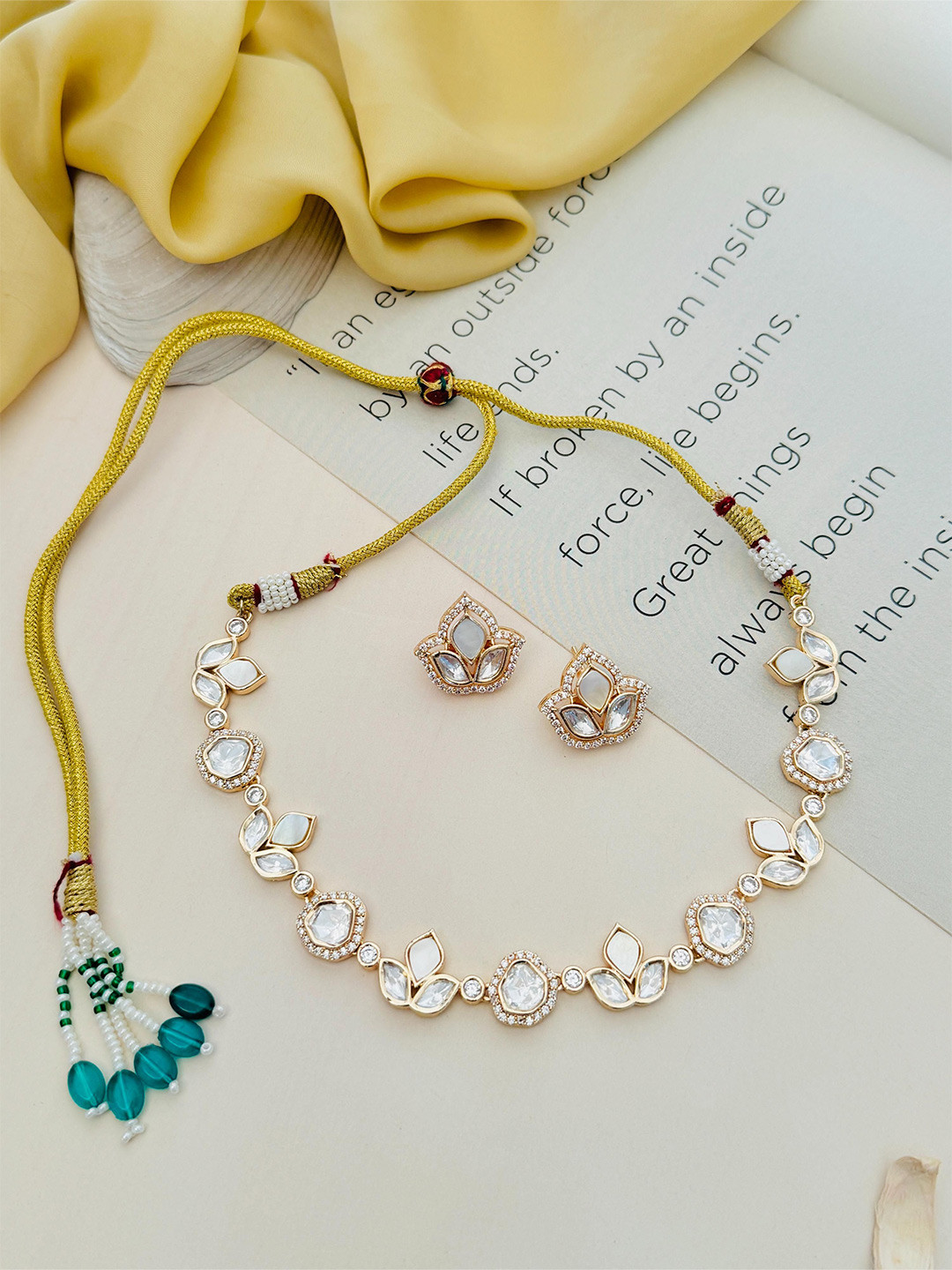 

ABDESIGNS Sophisticated Gold-Plated Artificial Stones and Beads Studded Jewellery Set