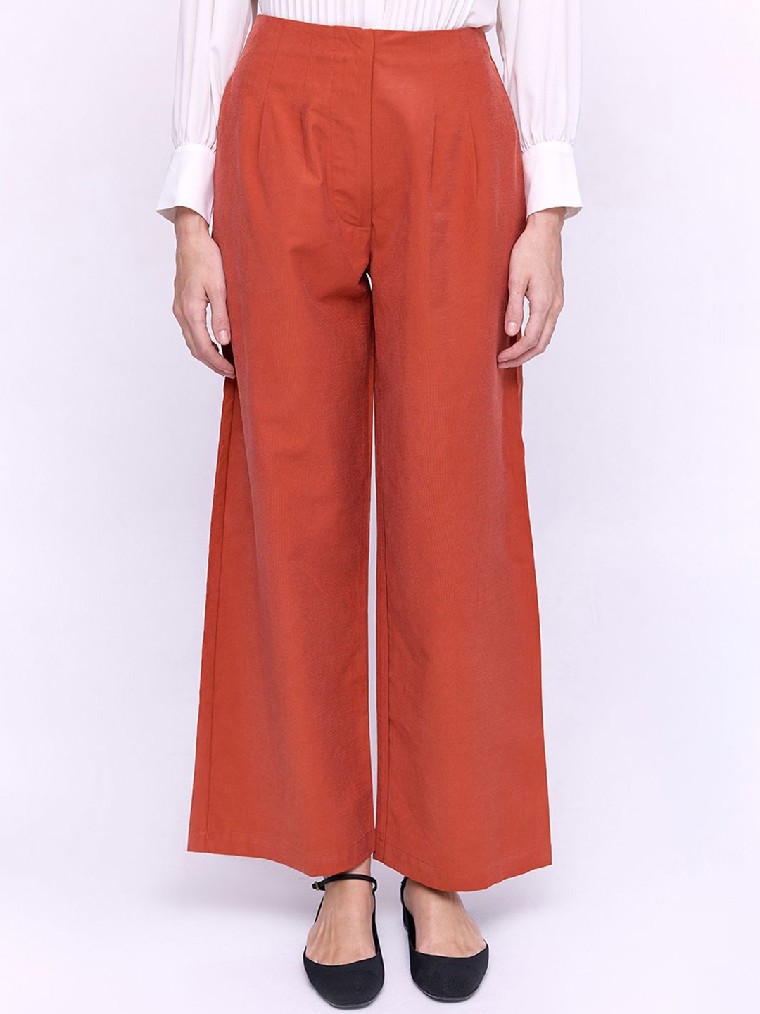 

COVER STORY Women Trousers, Rust