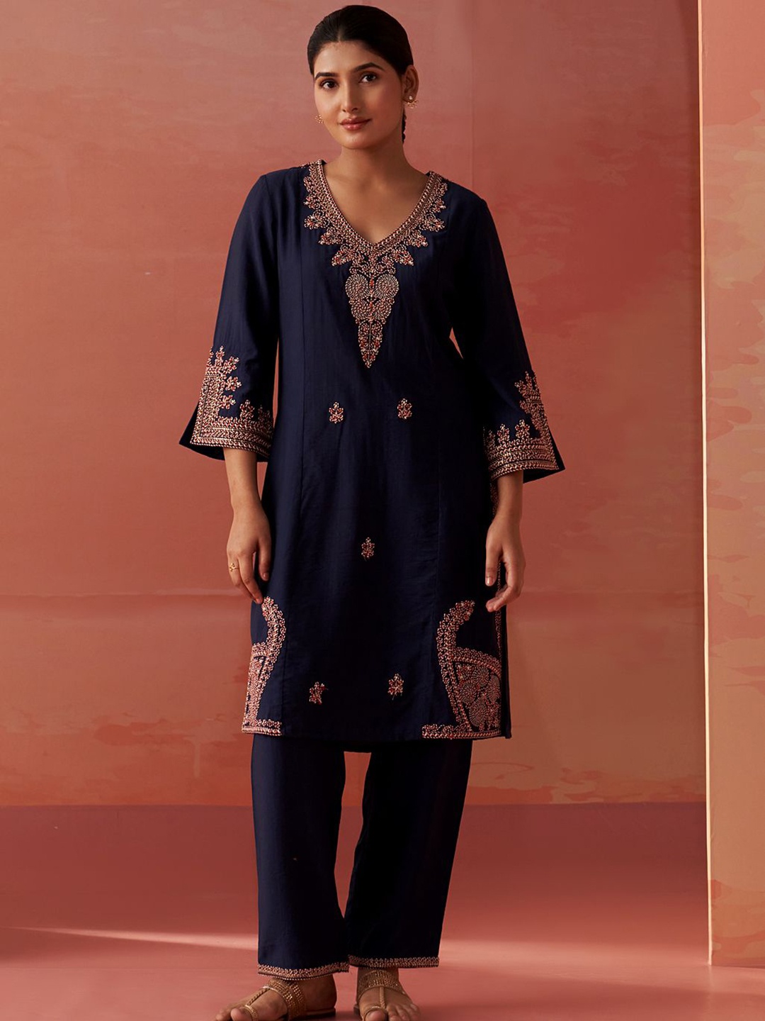 

Lakshita Women Embroidered Tunic With Trouser Co-Ords, Navy blue