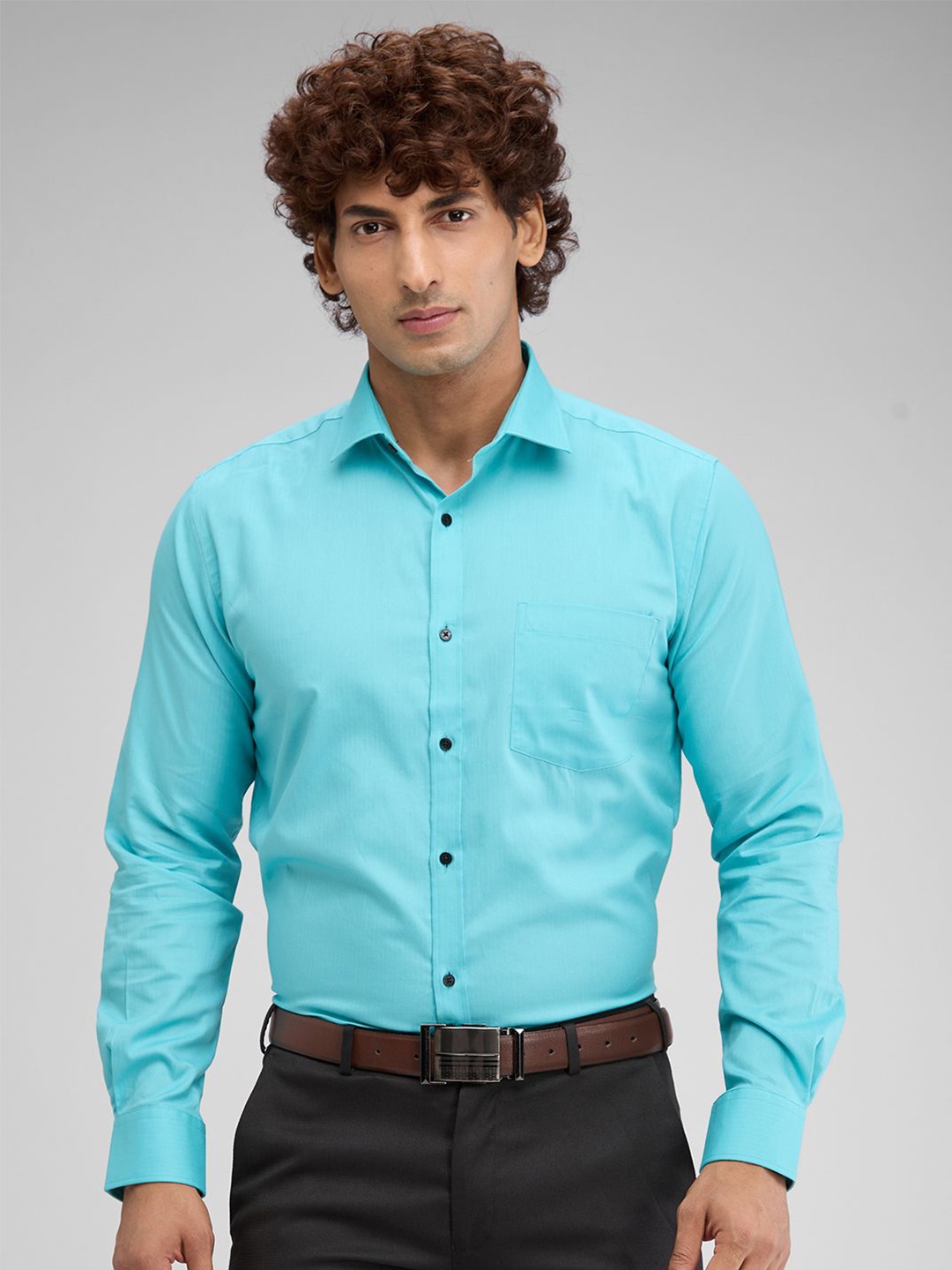 

Park Avenue Men Cutaway Collar Solid Cotton Slim Fit Formal Shirt, Blue