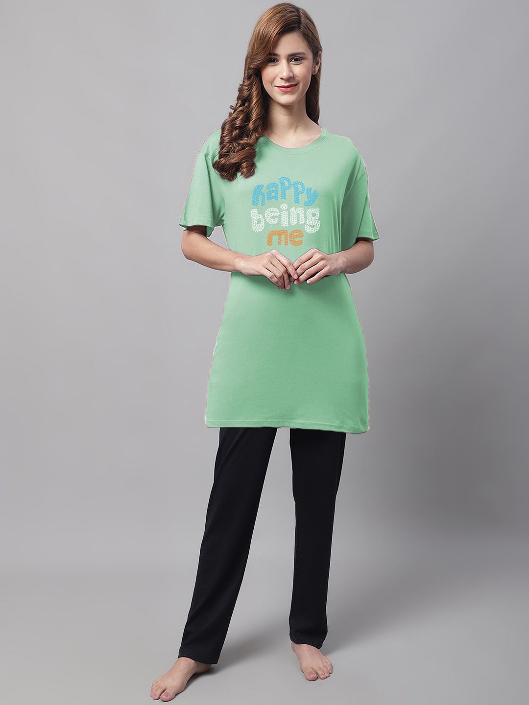 

Kanvin Women Typography Printed Night suit, Green