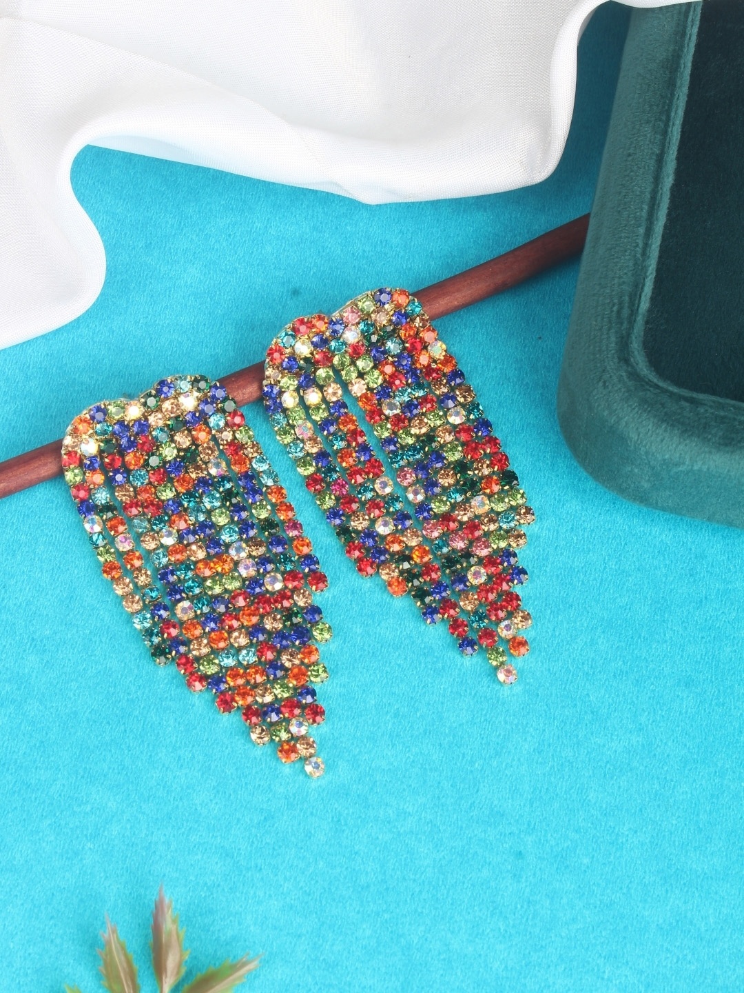 

KPOP Contemporary Drop Earrings, Gold